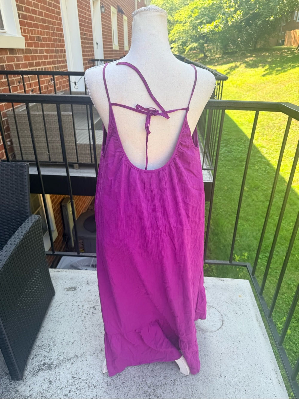 Gap Strappy Ruffle Hem Maxi Dress Size Medium  100% Cotton